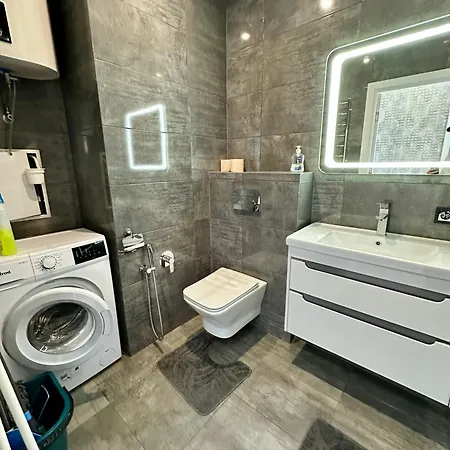 Em 44 жемчужина , 7 этаж Apartment *